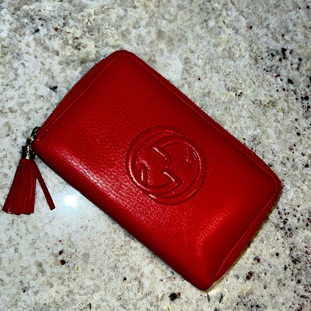 Authentic Gucci Wallet
